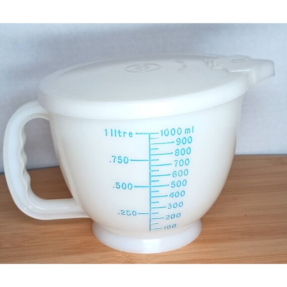 VTG Tupperware 4 Cup 32oz 1 Liter Mix N Store Measuring Batter Bowl w/ Lid 1288 - Picture 2 of 15